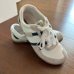 Xero Kelso Sneakers Size 9.5